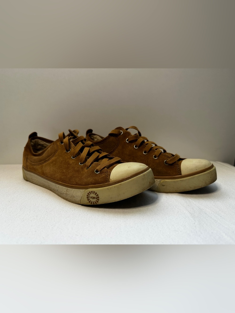 UGG- Evera 1888 Suede Lined Sneaker- 8